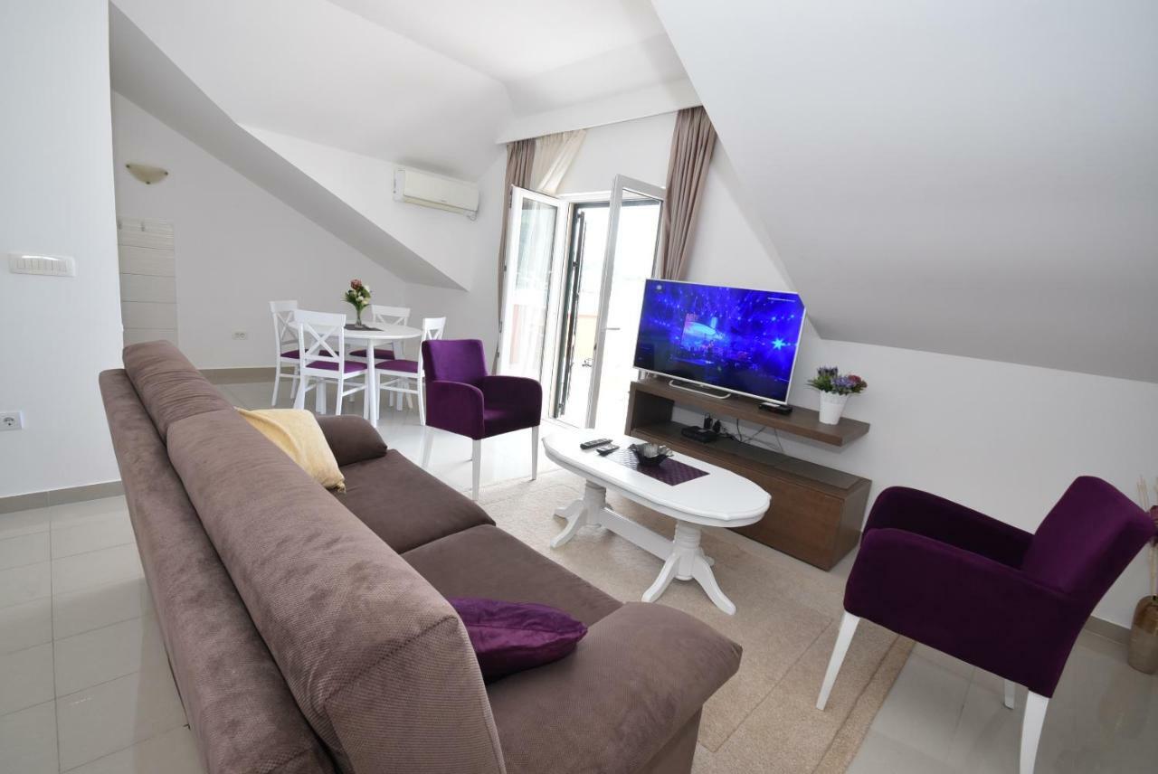 Grifone Coastline Apartment แฮร์เซ็ก-โนวี ภายนอก รูปภาพ