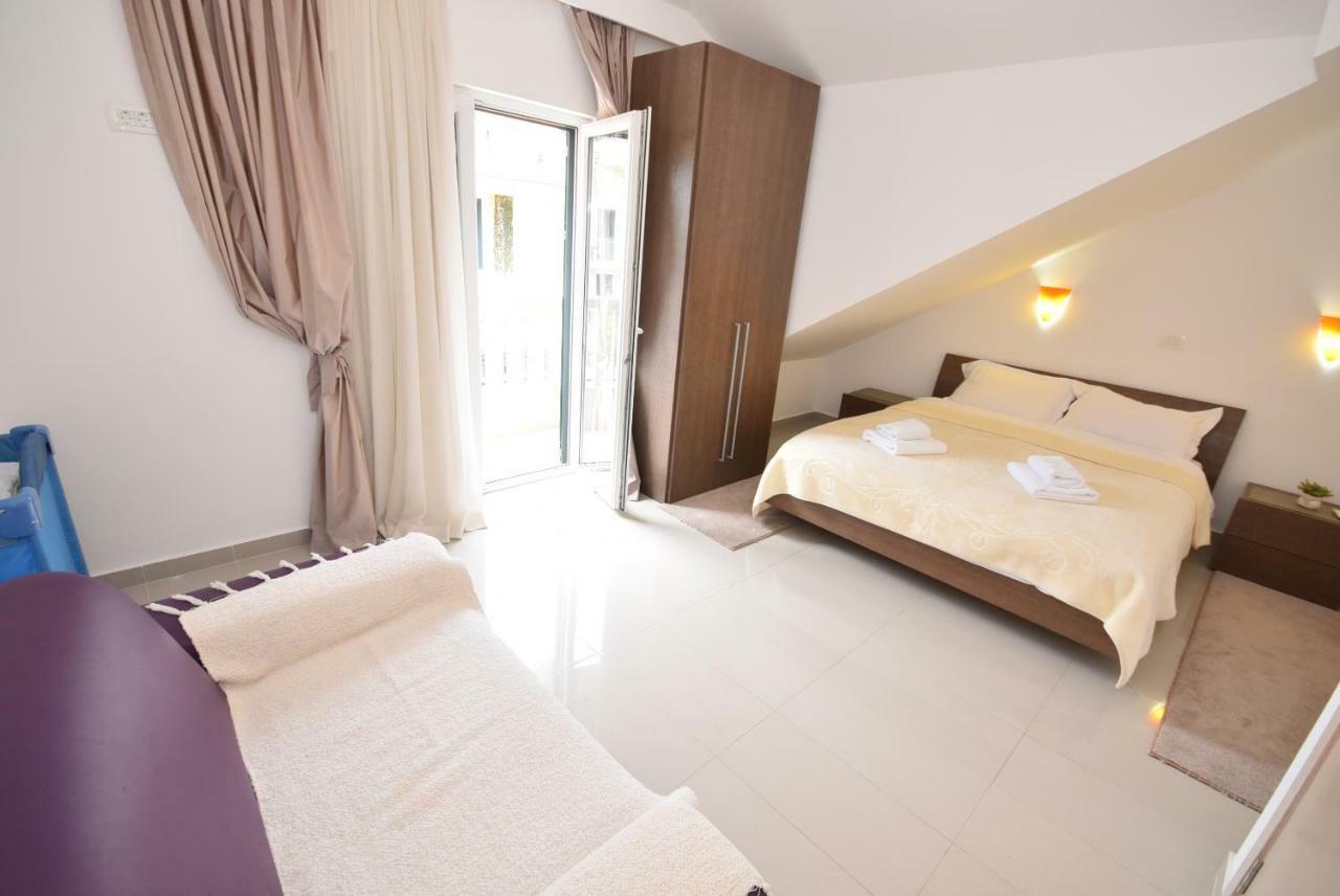 Grifone Coastline Apartment แฮร์เซ็ก-โนวี ภายนอก รูปภาพ
