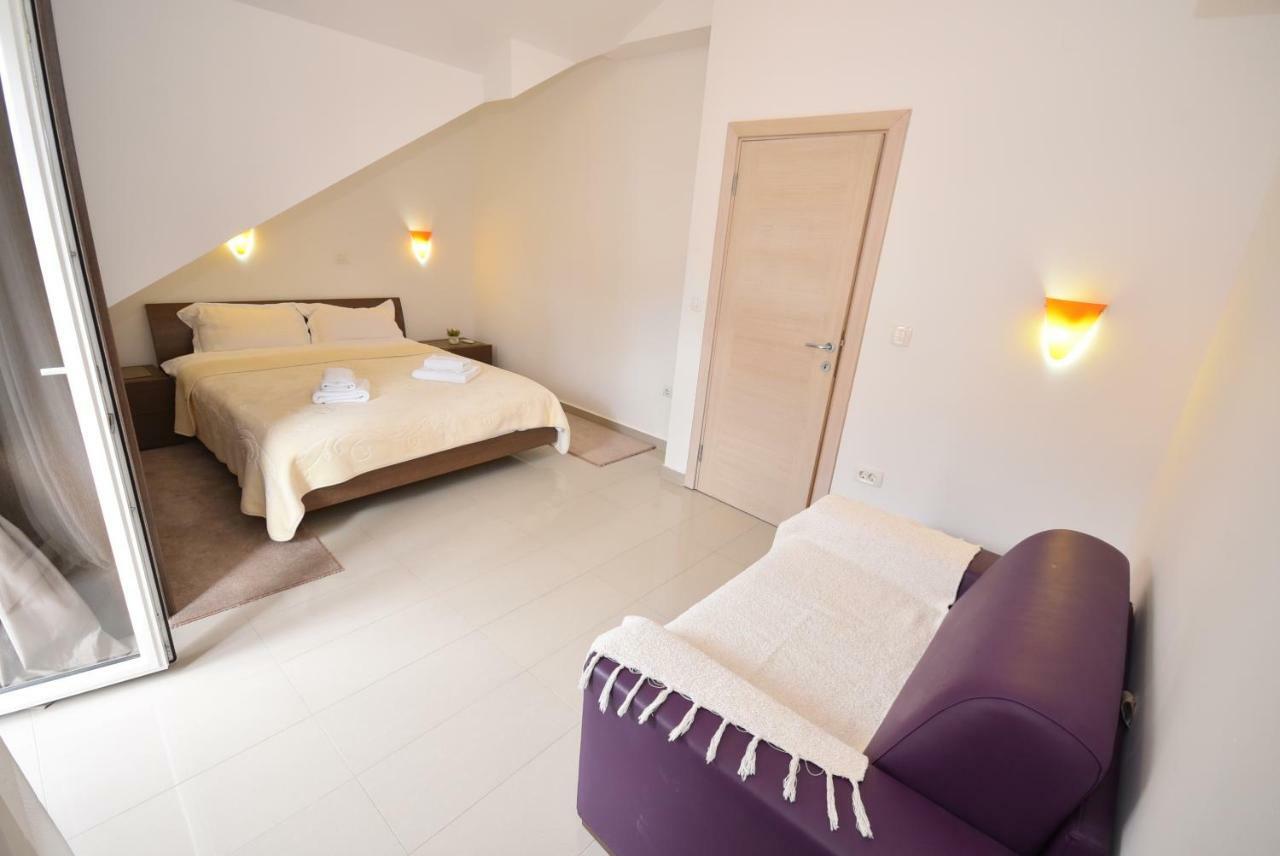 Grifone Coastline Apartment แฮร์เซ็ก-โนวี ภายนอก รูปภาพ