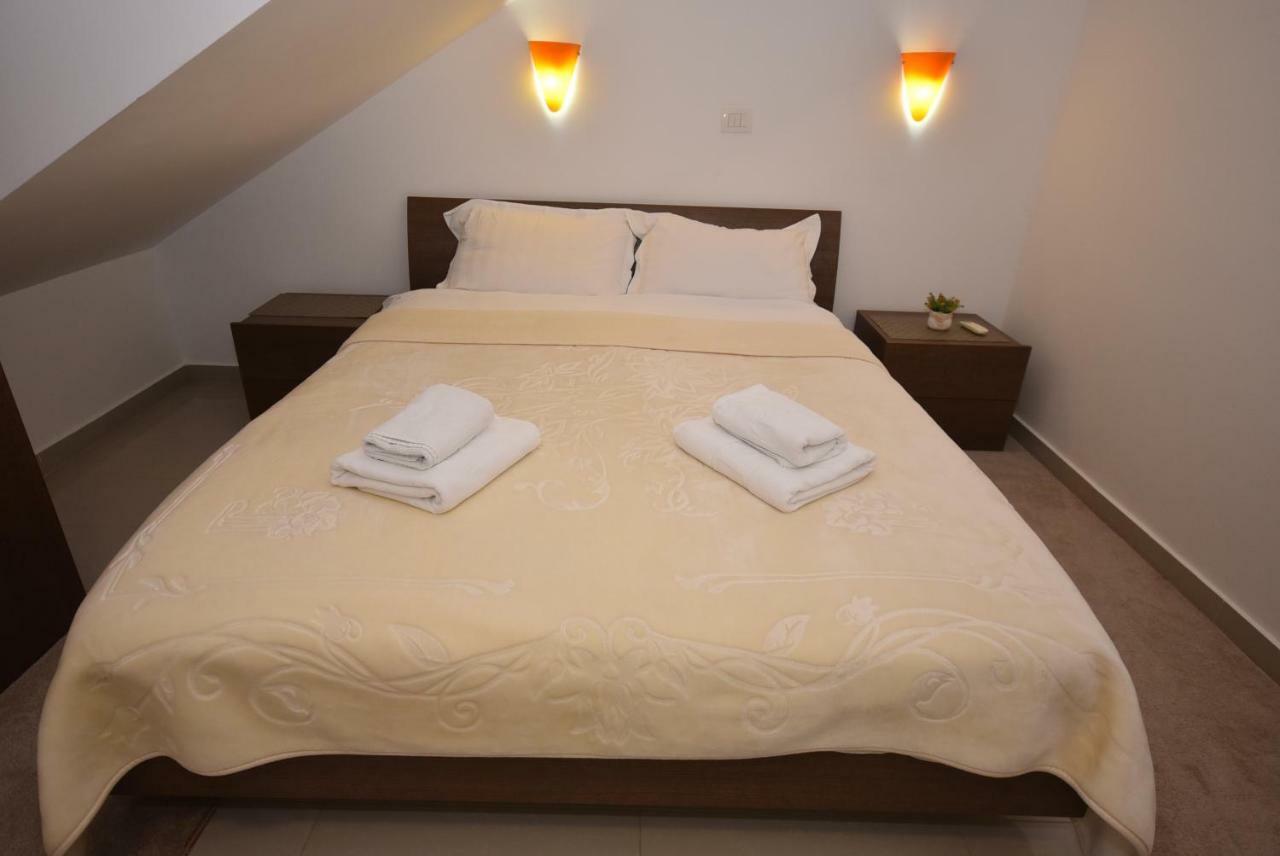 Grifone Coastline Apartment แฮร์เซ็ก-โนวี ภายนอก รูปภาพ