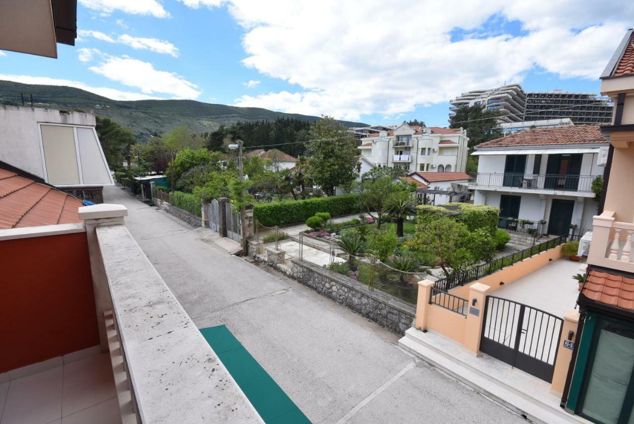 Grifone Coastline Apartment แฮร์เซ็ก-โนวี ภายนอก รูปภาพ